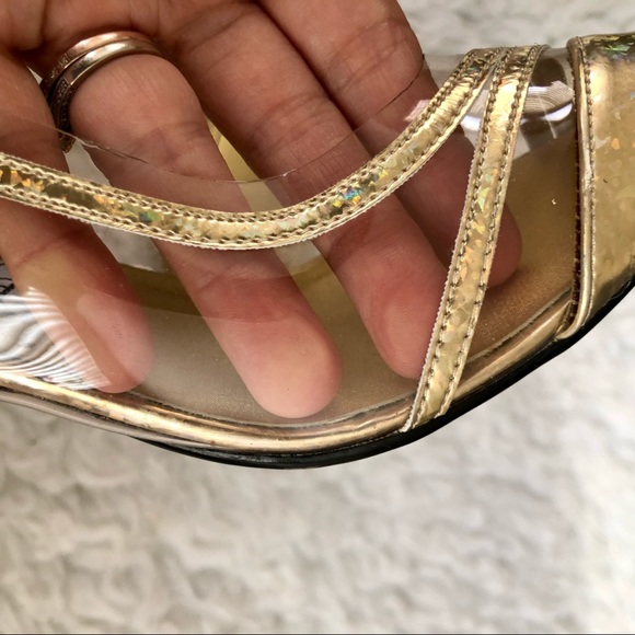 Vintage Amanda gold & clear sling back heels, 8M - Picture 6 of 9